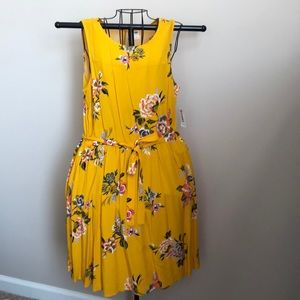Old Navy Sleeveless summer dress